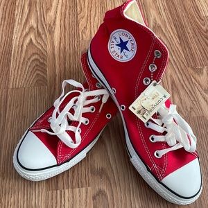 Converse Unisex Chuck Taylor All Star Hi Top Red Sneakers W9M8 Brand New!